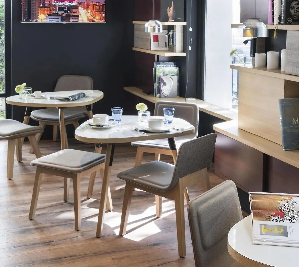 ***  Hotel Max Paris France